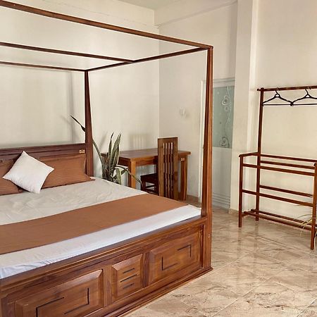 Sasmika Villa Surf And Yoga Hostel Weligama Ngoại thất bức ảnh
