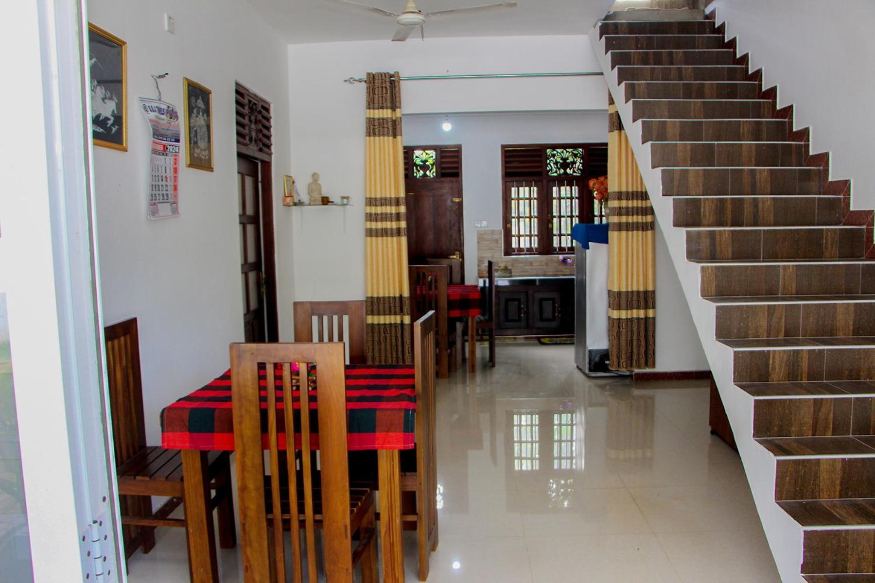 Sasmika Villa Surf And Yoga Hostel Weligama Ngoại thất bức ảnh