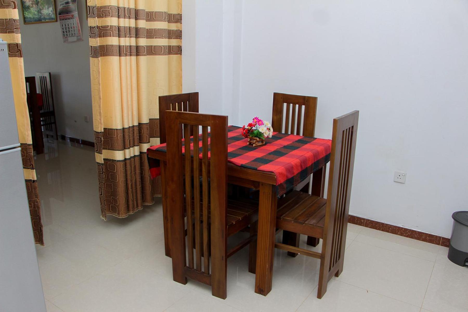 Sasmika Villa Surf And Yoga Hostel Weligama Ngoại thất bức ảnh