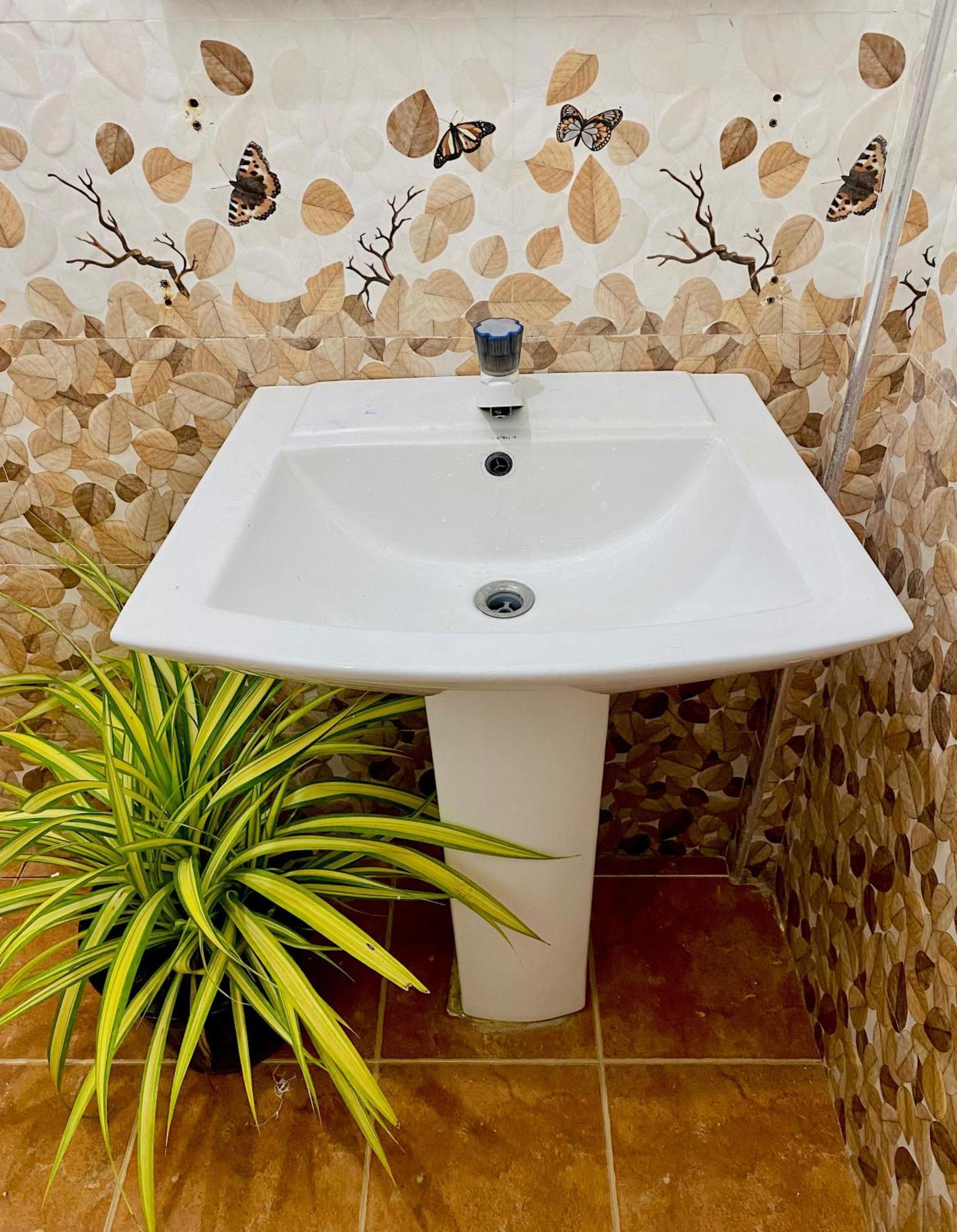 Sasmika Villa Surf And Yoga Hostel Weligama Ngoại thất bức ảnh