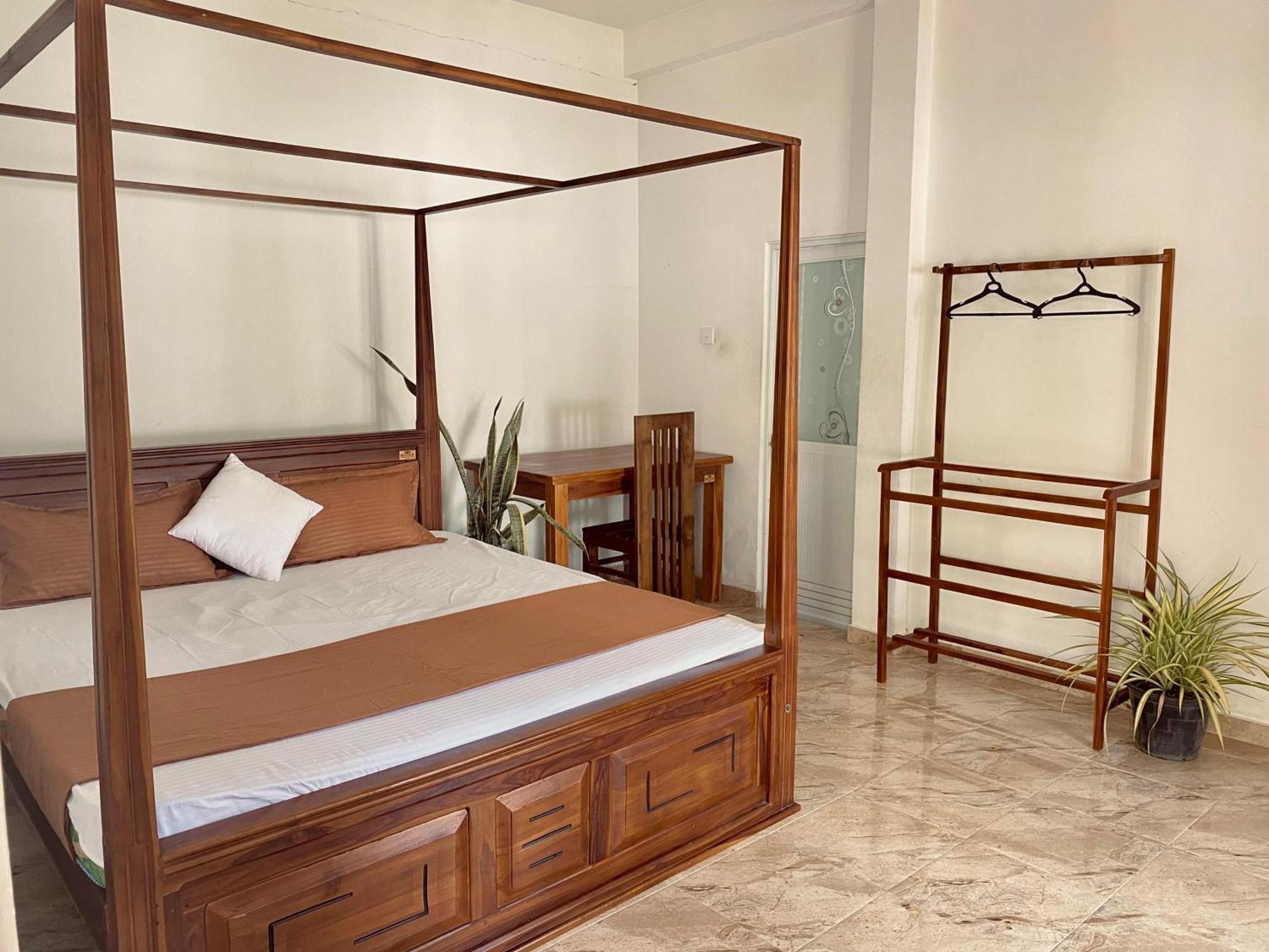Sasmika Villa Surf And Yoga Hostel Weligama Ngoại thất bức ảnh